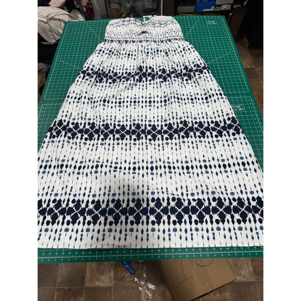 Universal Thread Womens XL Blue White Ikat Print Smocked Cutout Maxi Dress